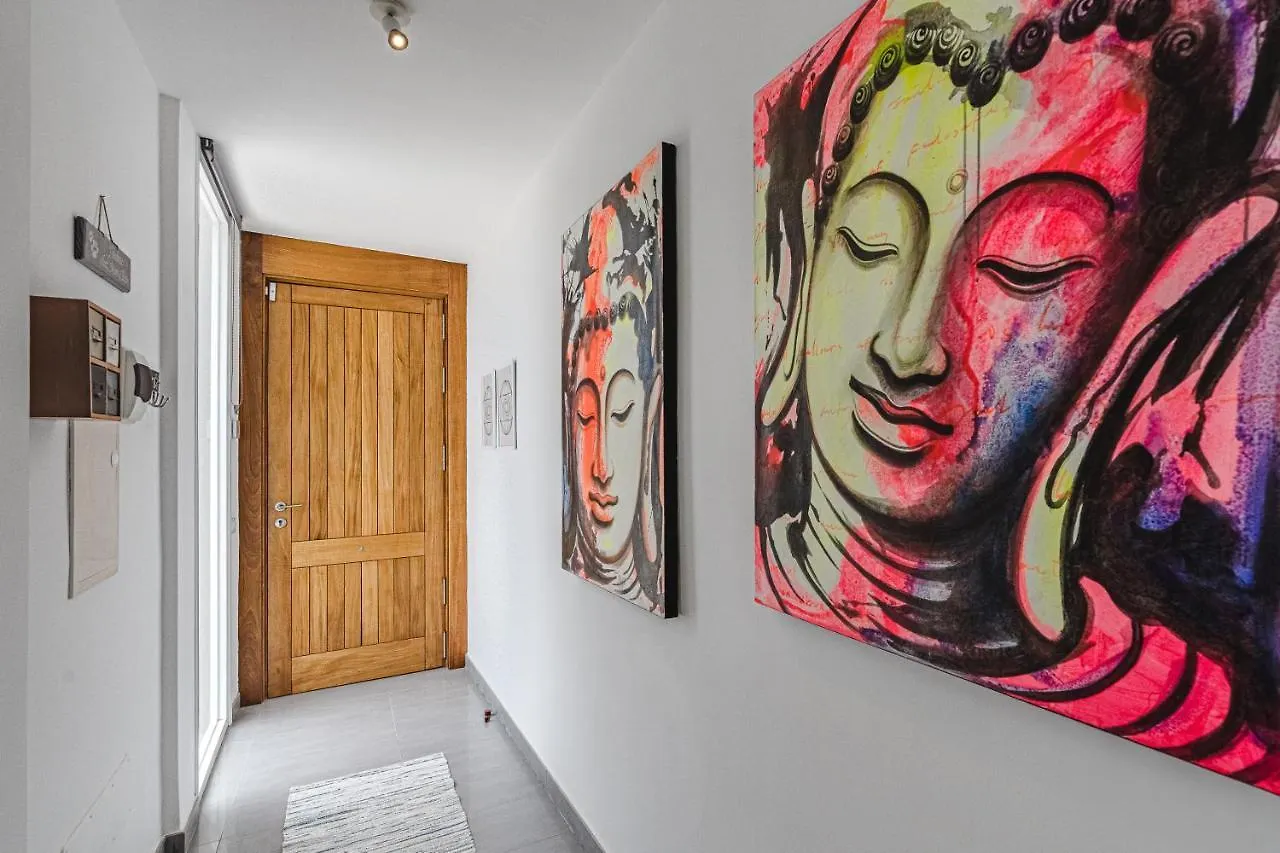 Modern 3Bdr Villa With Heated Pool El Medano   El Medano (Tenerife)
