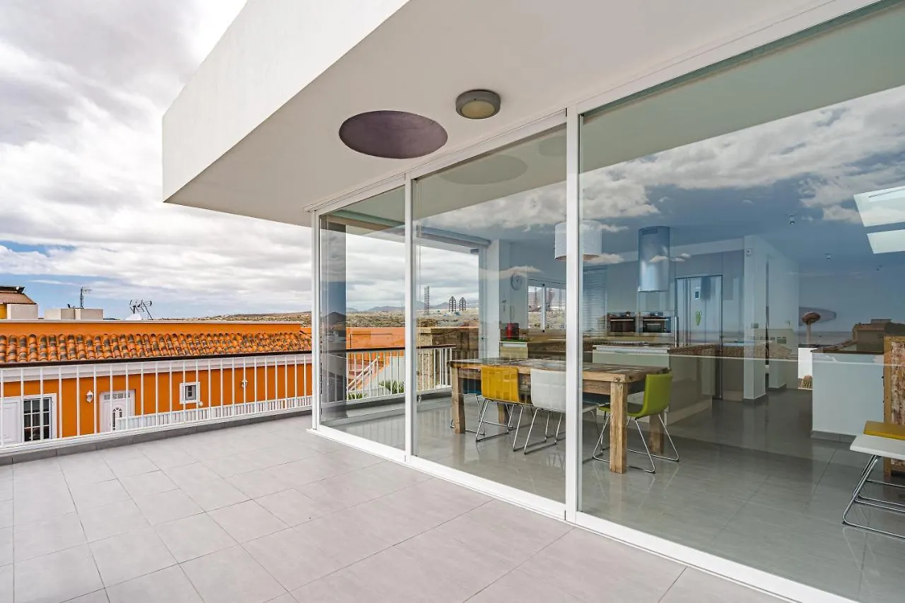 Modern 3Bdr Villa With Heated Pool El Medano  0*, El Medano (Tenerife)